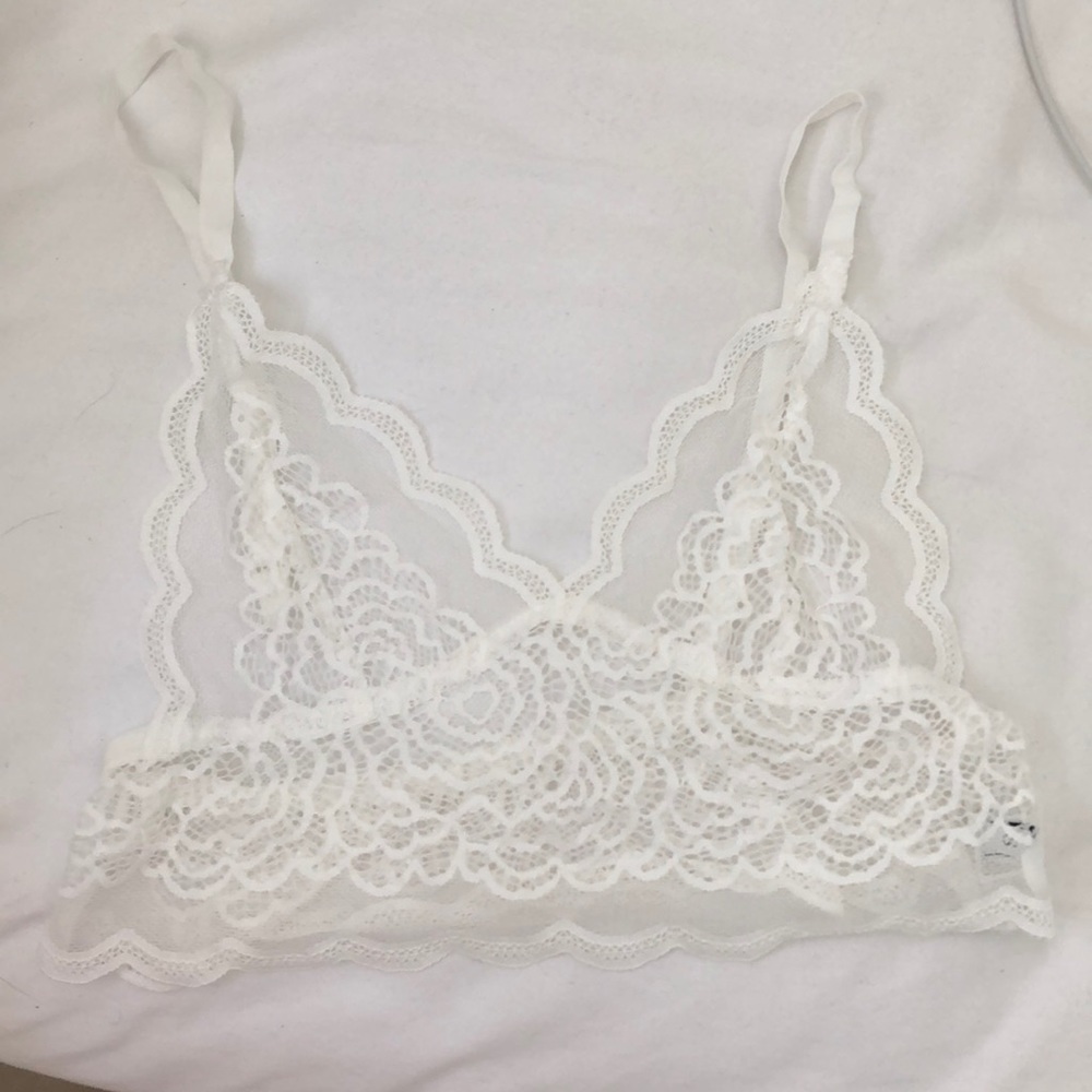 White Lace Bralette - Picture 4 of 4